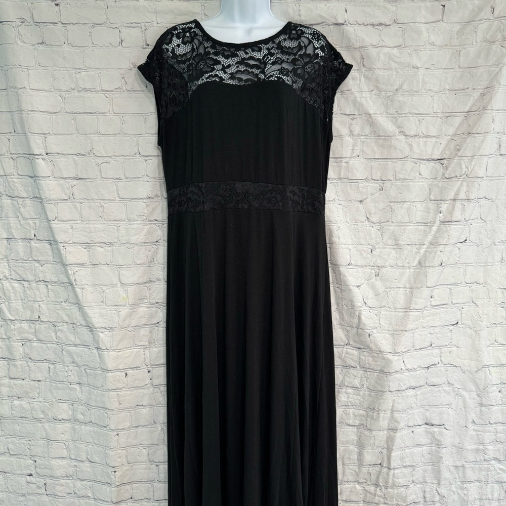 Torrid Black Maxi Dress Size 1X